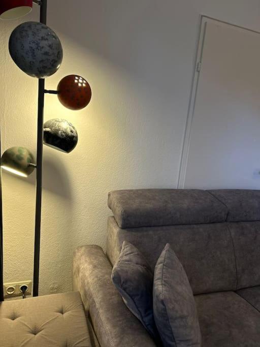 Duplex Apartment Ullstein- 4 Bedrooms, 2 Bathrooms, Living Room, 2 Parking Spaces, Boxspringbeds, Family & Business Apartment! Berlin Bagian luar foto